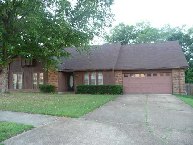  7000 SHADOW OAKS DR, Memphis, TN photo