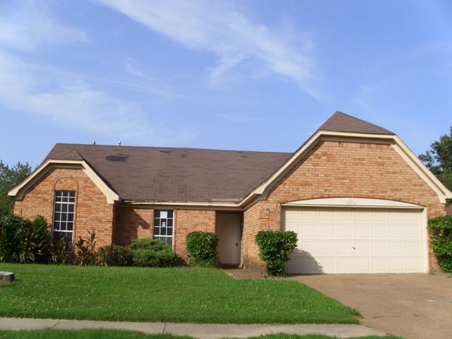  4570 Kings Grant Dr, Memphis, TN photo