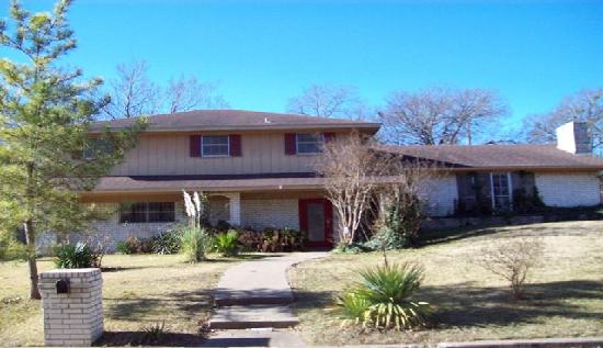  9514 Brookhollow Drive, Woodway, TX photo