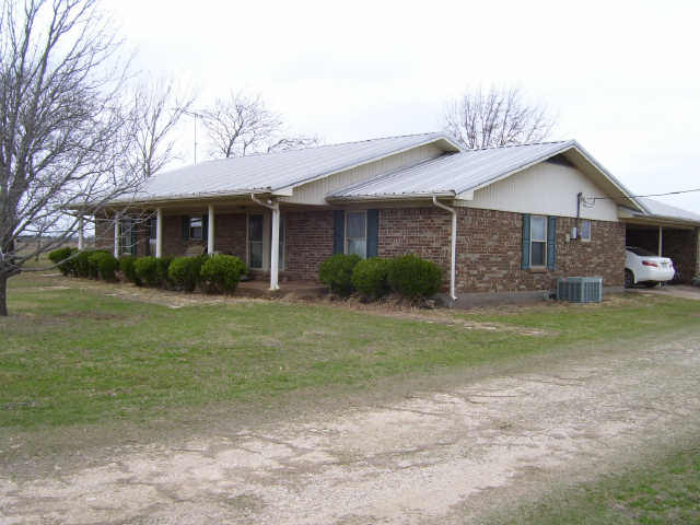  554 County Road 3535, Valley Mills, TX photo