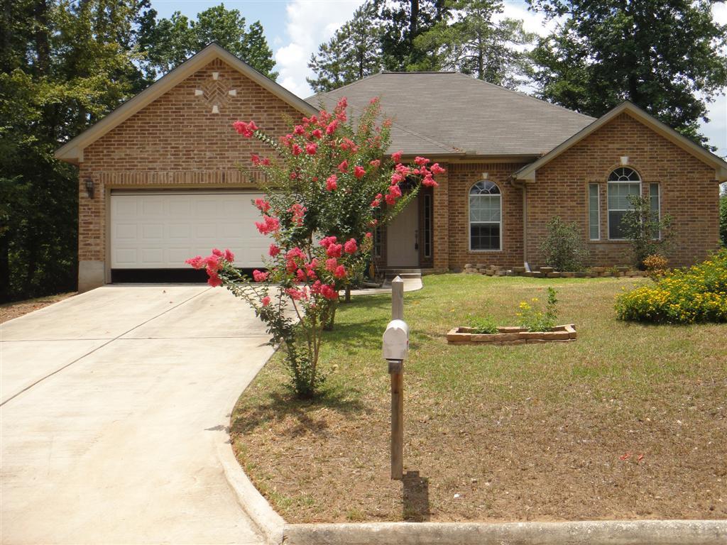  12135 Brazos Dr, Willis, TX photo