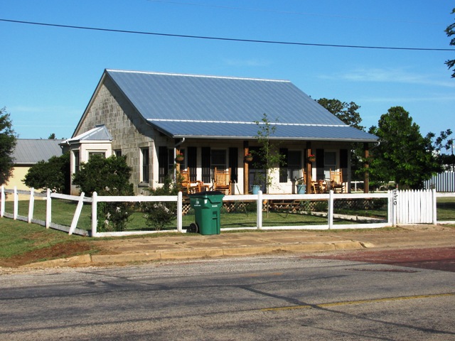  220 Central Ave, Strawn, TX photo