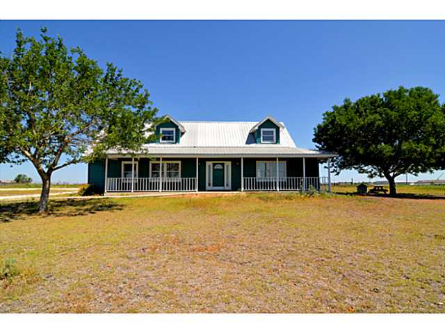  250 County Road 458, Coupland, TX photo