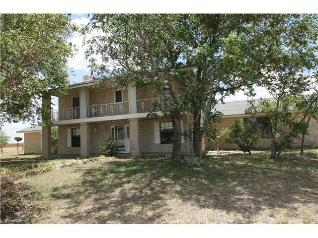  1151 County Road 458, Coupland, TX photo