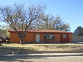  419 AVENUE J, HEREFORD, TX photo
