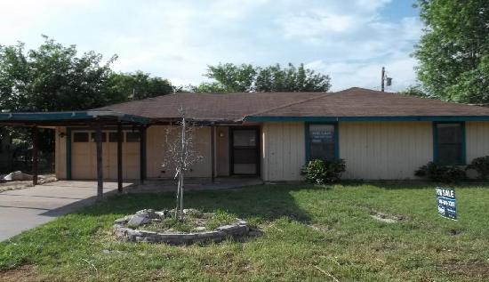  103 W. Curry Street, Florence, TX photo