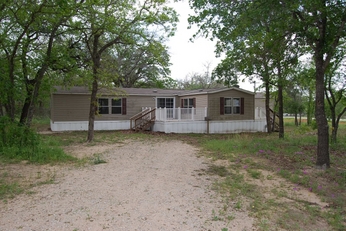  800 County Rd 429, Stockdale, TX photo