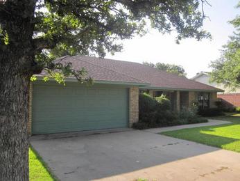  802 Holly Hill Rd, Mineral Wells, TX photo