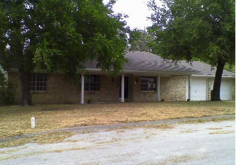 141 First St, Bowie, TX photo