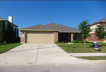  110 Floating Leaf Dr, Hutto, TX photo