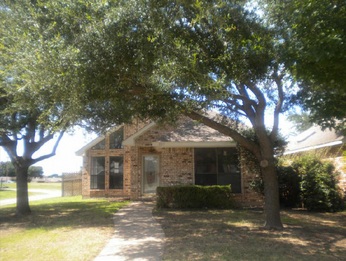  801 Longleaf Drive, Desoto, TX photo