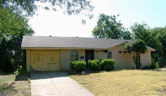  149 Pinewood Place, Lewisville, TX photo