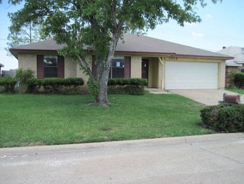  1009 Packard Dr, Arlington, TX photo