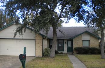  2421 Parkview Driv, Pearland, TX photo