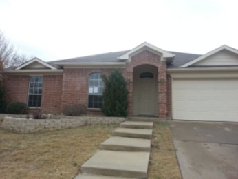  1126 Fawn Meadow Trail, Kennedale, TX photo