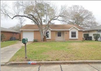  16915 Forest Bend A, Friendswood, TX photo