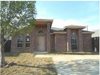  814 Doner Rd, Laredo, TX photo