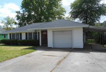 3837 Canal Ave, Groves, TX photo