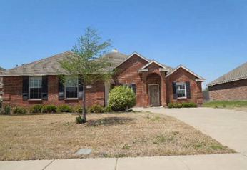  111 Hickory Creek Dr, Red Oak, TX photo