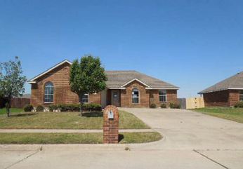  203 Shadow Bend Dr, Red Oak, TX photo