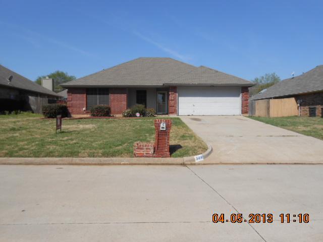  609 Ruth Dr, Kennedale, Texas  photo