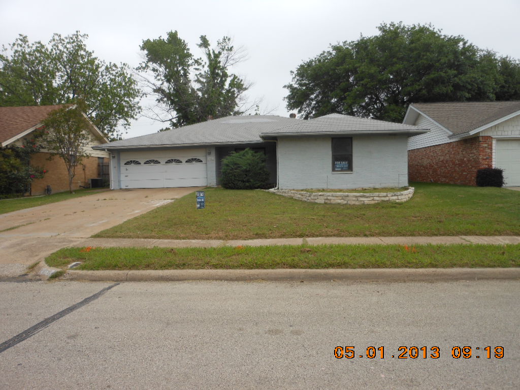  2825 Lawrence St, Irving, TX photo