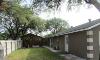  829 S Doughty St, Rockport, TX 5494788