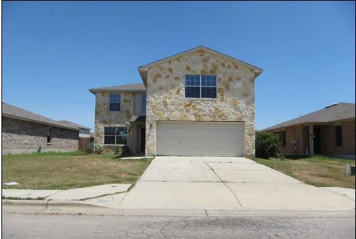  323 Outfitter Drive, Bastrop, TX photo
