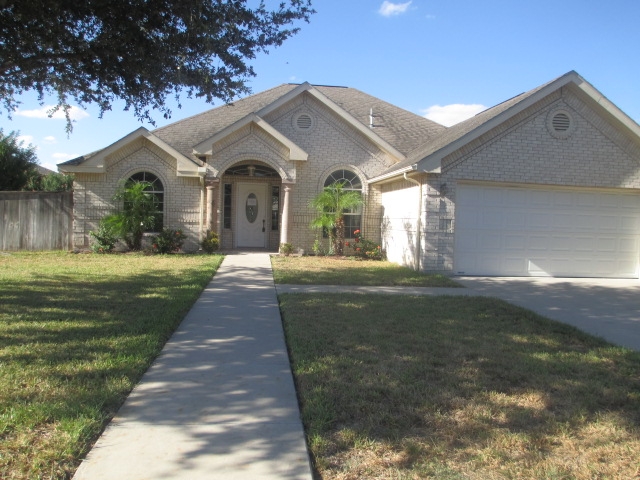  3715 Shadow Woods Street, Edinburg, TX photo