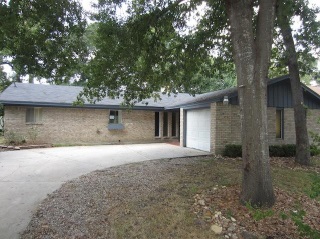  401 Rolling Hills Dr, Conroe, TX photo