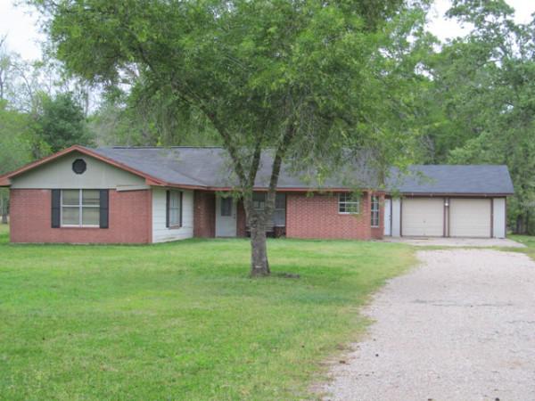  1161 County Road 2222, Cleveland, Texas photo