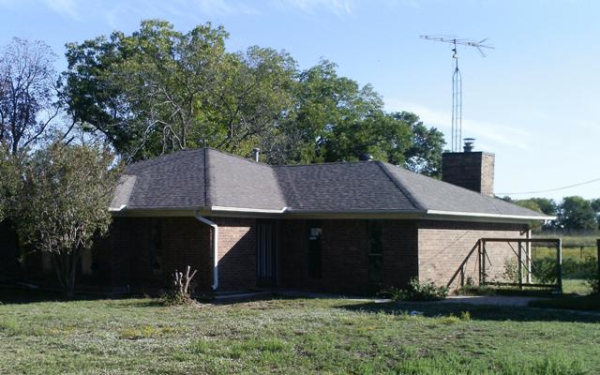  8329 NW Highway 11, Whitewright, TX photo