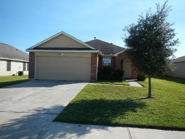  8627 Sunset Pond Dr, Tomball, TX photo