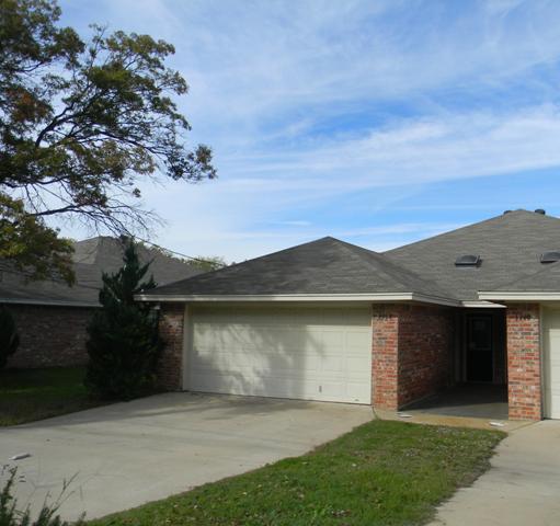  1110 -1112 W Spring St, Weatherford, TX photo