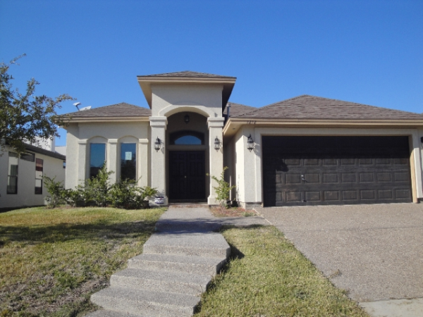  1212 Harlan St, Laredo, TX photo