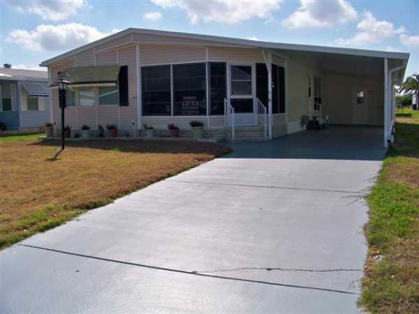  421 Bermuda Dr, Lake Wales, FL photo