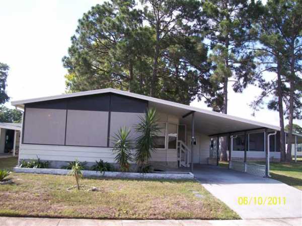  305 Holly Berry Lane, Holly Hill, FL photo