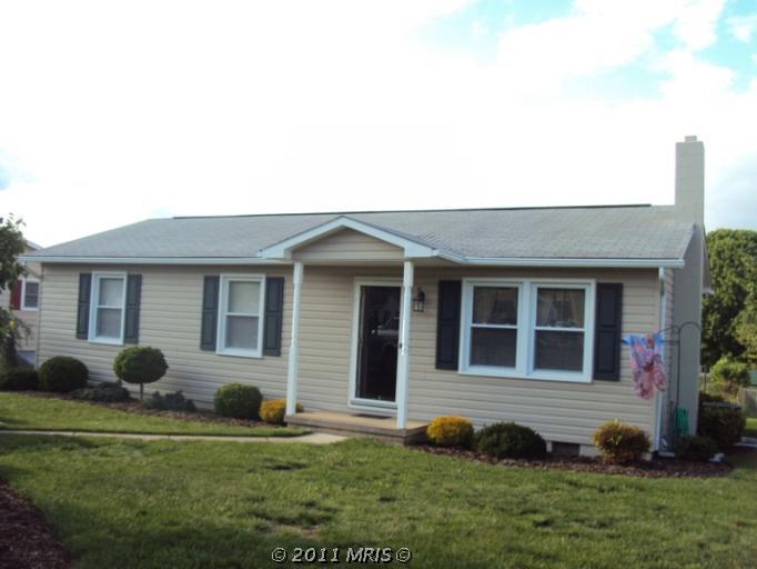  281 Lincoln Ct, Timberville, VA photo