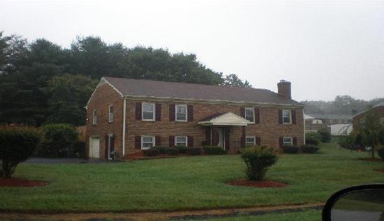  108 Monte Carlo Drive, Lynchburg, VA photo