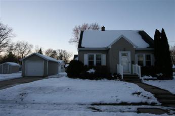  908 14th Ave, Green Bay, WI photo