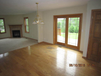 2050 Meagans Way, Twin Lakes, Wisconsin  5743184