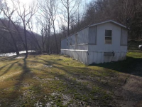 530 UPPER RIVER RD, Jeffrey, WV 25114