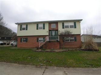  213 Berry Hills Dr, Winfield, WV photo