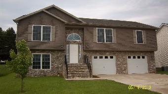  45 Pochards Ct, Martinsburg, WV photo