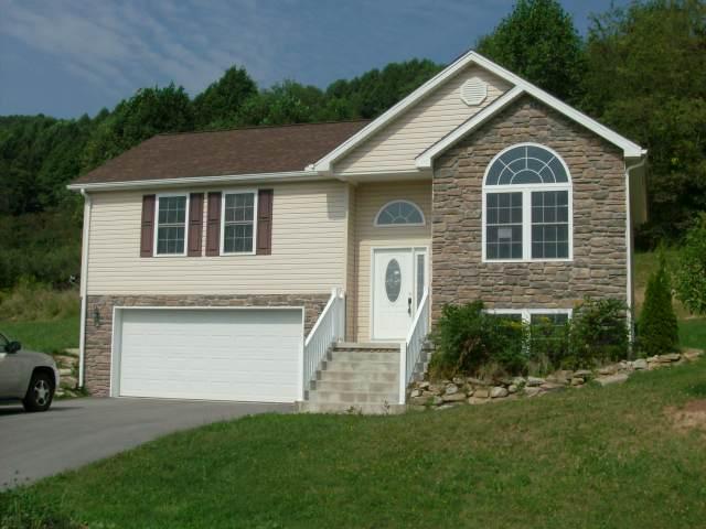  153 Beth Ln, Beckley, WV photo