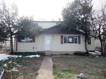  244 Cribbon Avenue, Cheyenne, WY photo